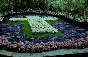 Pennsylvania Pittsburgh Phipps Conservatory Spring Flower Show Easter Garden