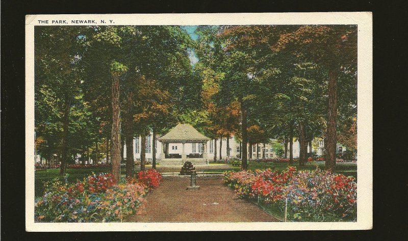 USA Postmark 1930 Newark NY The Park Newark NY Linen Postcard