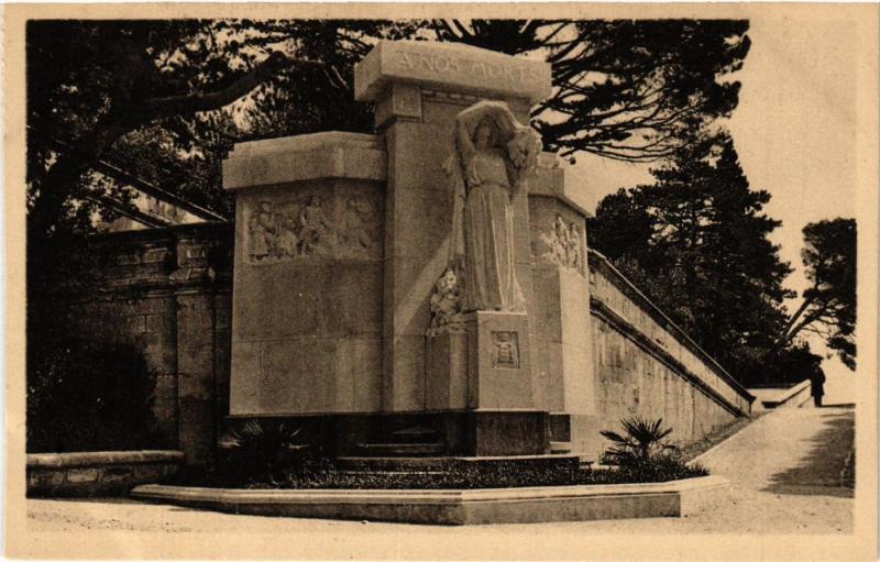 CPA AVIGNON - Jardin des Dos Mon. aux Morts (Louis Botinelly... (511639)