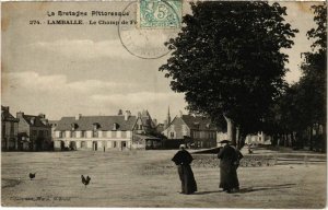 CPA LAMBALLE - Le Champ de Fo (104070)