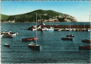 CPM SAINT-CYR-sur-MER LES LECQUES - Vue du Port et de la Fauconniere (1116550)