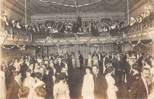 RPPC BALLROOM DANCE SPRINGFIELD MASSACHUSETTS REAL PHOTO POSTCARD 1912