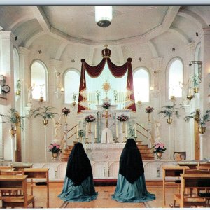 c1960s Cap-de-la-Madeleine Quebec Chapel Jesus Marie Church Interior Nun PC A232