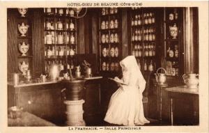 CPA Hotel-Dieu de BEAUNE - La Pharmacie - Salle Principale (586658)