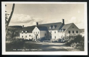 h985 - BAIE COMEAU Quebec 1950s Manoir. Real Photo Postcard