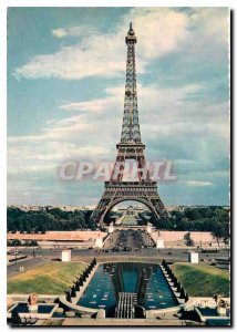 Modern Postcard Paris Eiffel Tower