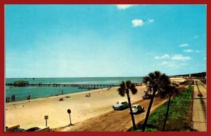 Mississippi, Biloxi - Long Man Made Beach On Gulf Coast - [MS-089]