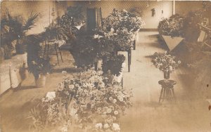 G35/ Indianapolis Indiana RPPC Postcard Tomlinson Florist Shop Interior 1914