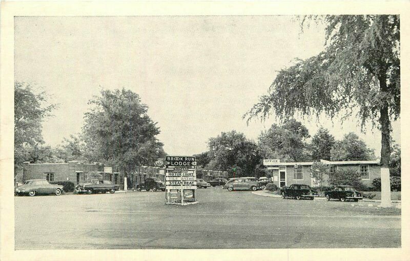 Autos Brook Run Lodge Entrance Richmond Virginia Graycraft Postcard 20-13536 