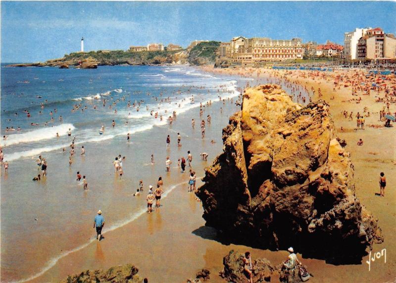 Br87 La Grande Plage Le Rocher Des Enfants Biarritz France Hippostcard