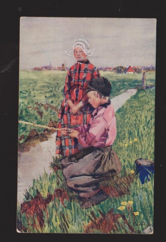 Dutch Boy & Girl In Costume Fishing - Unused Crease & Writing On Back