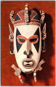 VINTAGE POSTCARD PAINTED WOODEN MASK OF THE HUON GULF NEW GUINEA MUSEUM EXHIBIT