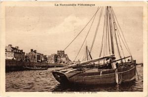 CPA La Normandie Pittoresque - BARFLEUR - Barque de Peche (246100)
