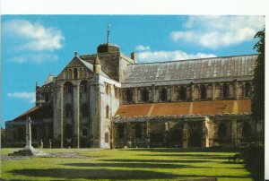 Hampshire Postcard - Romsey Abbey, North Side Ref 18299A