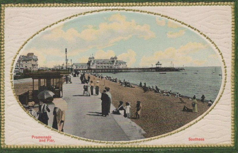 Hampshire Postcard - Promenade and Pier, Southsea, Portsmouth  RS22440