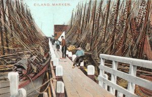 EILAND MARKEN NETHERLANDS SHIPS PIER POSTCARD (c. 1910)
