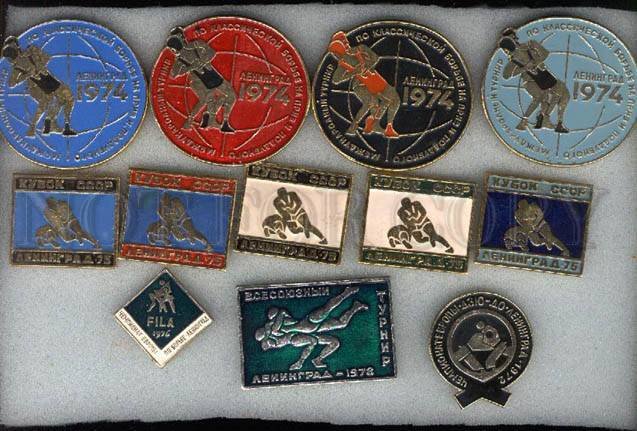 000152 WRESTLING set 12 russian different pins #152