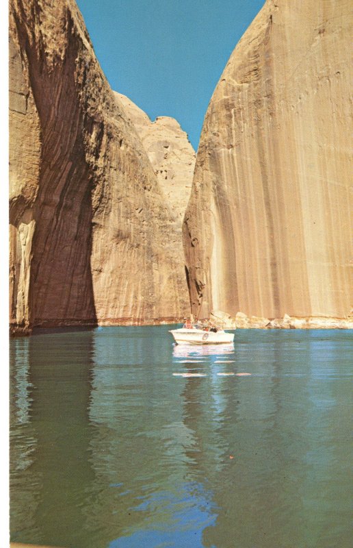 US    PC4073  LAKE POWELL, ARIZONA-UTAH