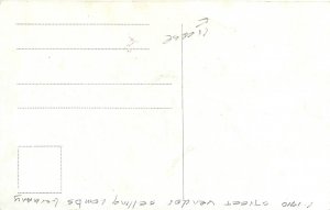 c1910 Street Vendor selling combs Germany Postcard 25-5668