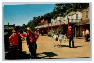 Vintage 1960's Postcard School House Road Knott's Berry Farm Buena Park