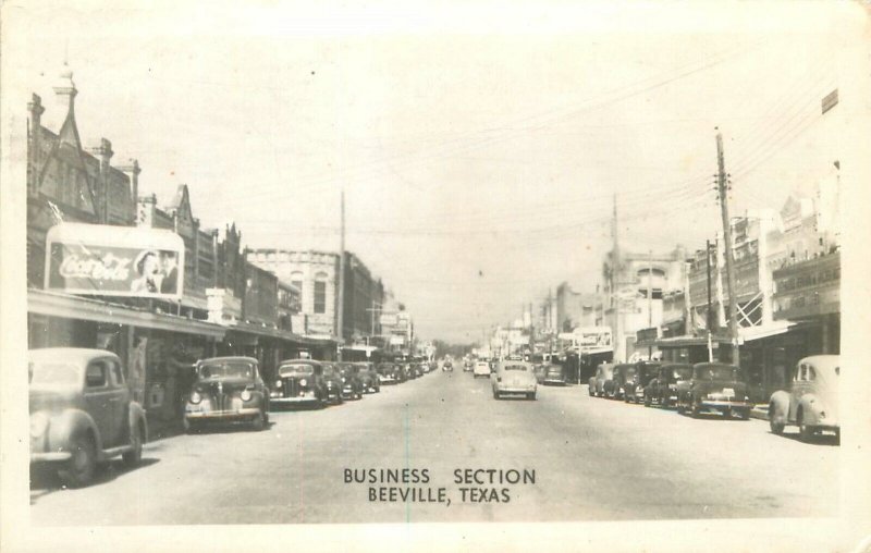 Postcard RPPC Texas Beeville Business Section autos San Antonio 1945 23-9134