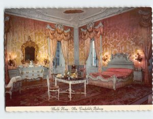 Postcard Mrs. Vanderbilt's Bedroom, Marble House, Newport, Rhode Island