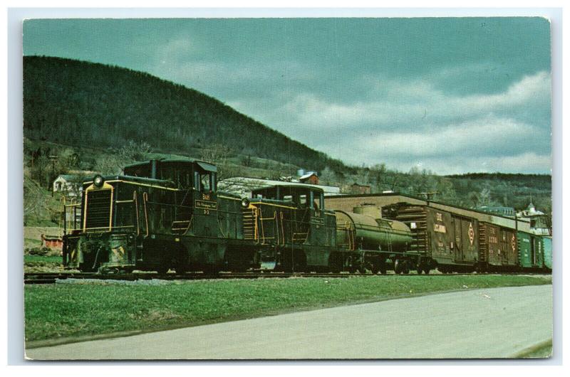 Postcard Bath & Hammondsport 44 Ton GE Switcher D-3 & D-1 train NY C39