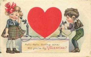 Artist impression Comic Humor Telephone Valentine Romance C-1910 Postcard 8492