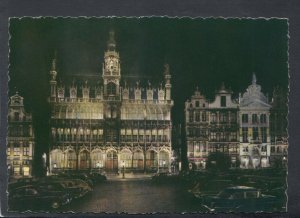 Belgium Postcard - Brussels: Town Square, Kings House    RR7379