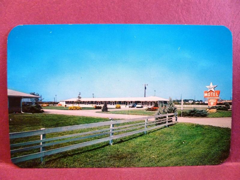 Postcard NE Lincoln Starlite Motel