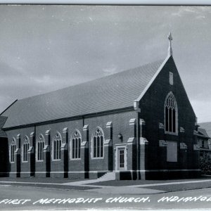 c1960s Indianola, IA RPPC First Methodist Church Real Photo Postcard Chapel A104