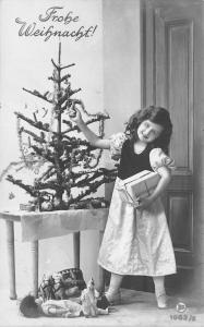 BG8290  child tree girl weihnachten christmas greetings germany