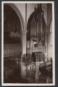 Sussex Postcard - Interior of Shipley Church    RS11253