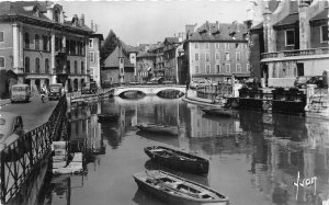 Lot236 france annecy vieux quartier real photo boat