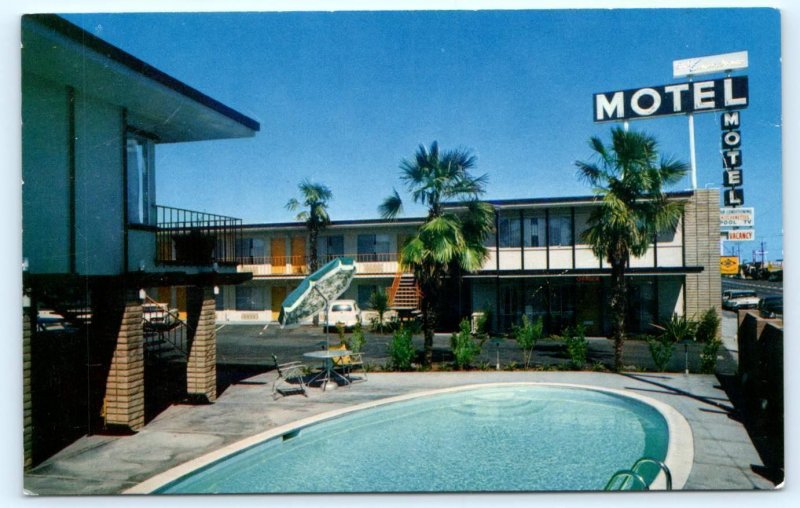 REDWOOD CITY, California CA~Roadside MILLWOOD MOTEL Swimming Pool 1960s Postcard
