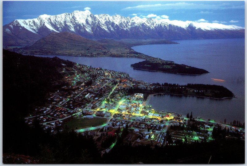 CONTINENTAL SIZE POSTCARD SIGHTS SCENES & CULTURE OF NEW ZEALAND 1970s-1990s b58