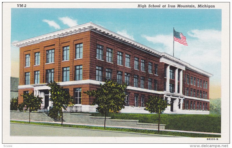 IRON MOUNTAIN, Michigan, 1930-1940´s; High School