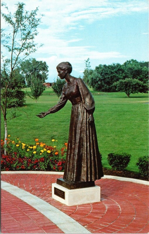 Compassionate Woman Statue Monument Women Nauvoo Illinois IL Postcard UNP VTG 