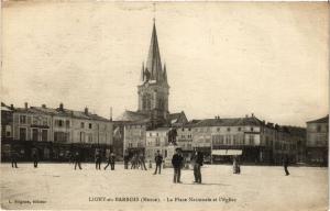 CPA Ligny en Barrois-La Place Nationale et l'Eglise (232404)