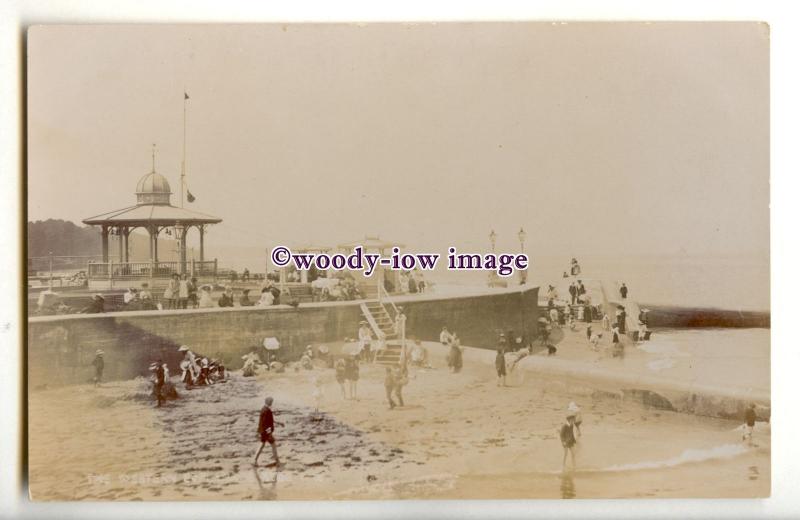 h1793 - Isle of Wight - Early View of Children on Western Beach, Ryde - Postcard