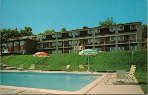 Wandlyn Motel Woodstock NB Canada Postcard PC428
