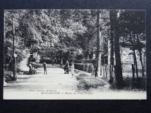 France Somme BOIS DE CISE Route du Vienx Chene MEN WITH SHOOT GUN c1903 Postcard