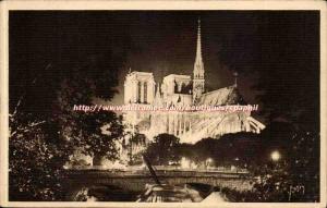 Paris 4 - Strolling - Notre Dame Illuminee - Old Postcard