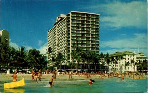 Beautiful Outrigger Hotel Waikiki Beach Honolulu Hawaii HI Postcard VTG UNP  