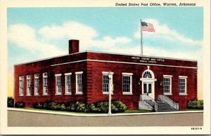 Linen Postcard United States Post Office Building in Warren, Arkansas