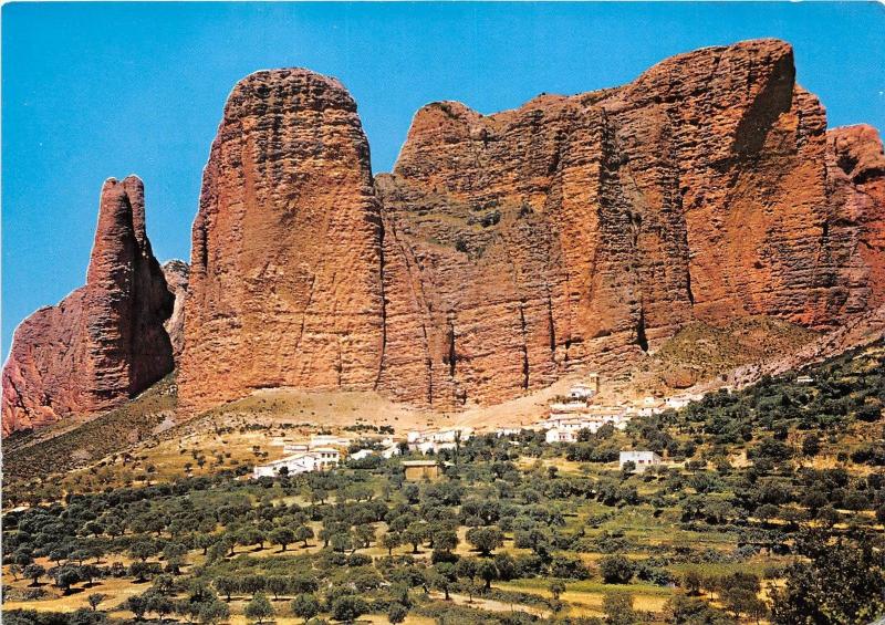 BF22676 riglos huesca vista generale con los mollos spain