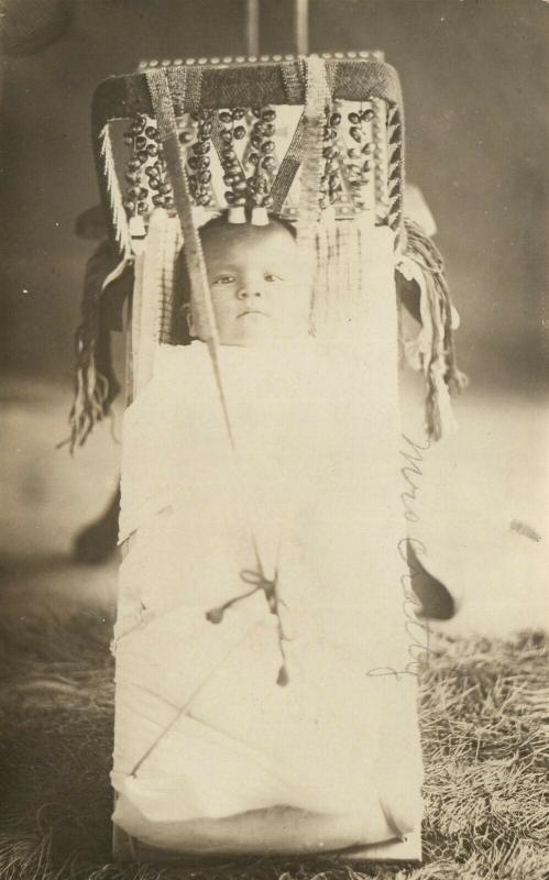 AMERICAN INDIAN PAPOOSE ANTIQUE REAL PHOTO POSTCARD RPPC 