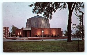 KANKAKEE, IL Illinois ~ OLIVET NAZARENE COLLEGE ~ Planetarium  1972  Postcard
