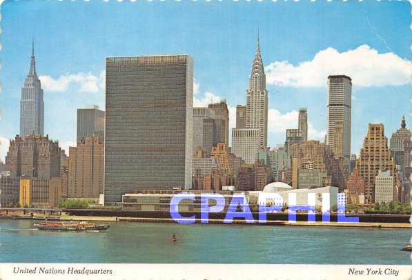 Modern Postcard United Nations Headquarters
New York City