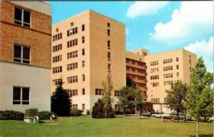 Postcard SCHOOL SCENE Columbia Missouri MO AM8235